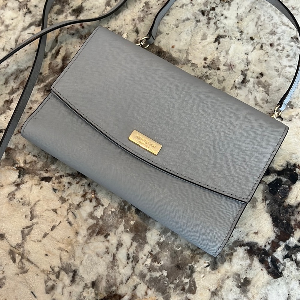 Kate Spade ♠️ crossbody in gray